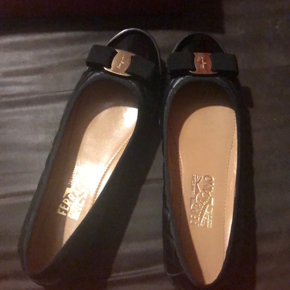 Salvatore Ferragamo flat shoes